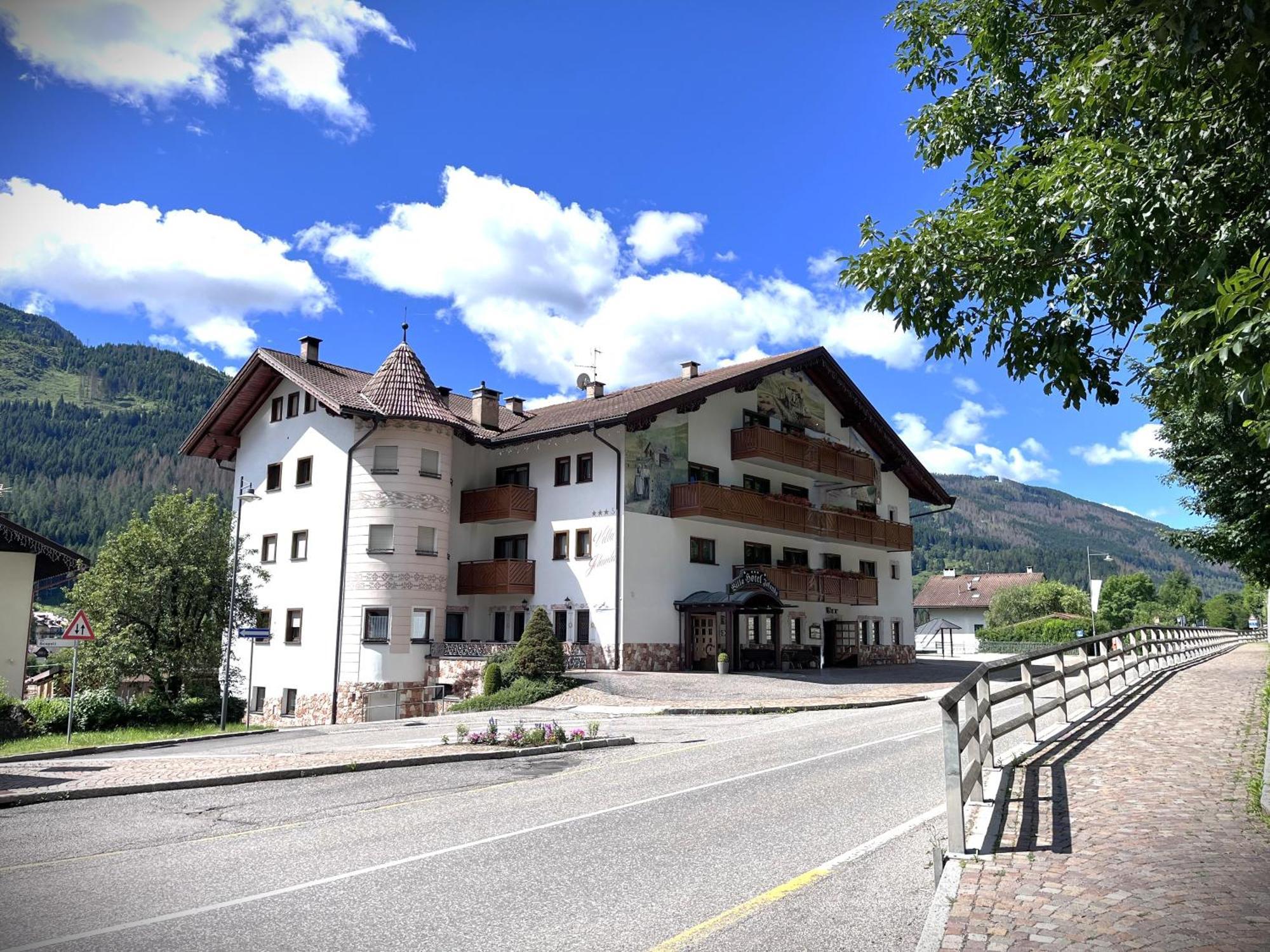 Hotel Villa Jolanda Ціано-ді-Ф'ємме Екстер'єр фото